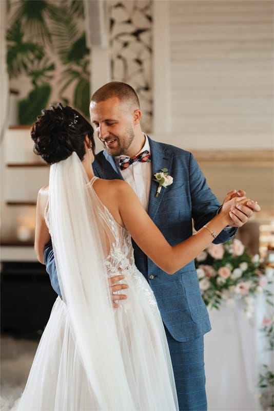 10 first dance page